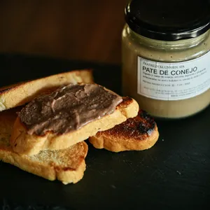 Paté Conejo & alcaparras