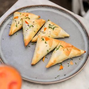 Empanaditas De Masa Philo