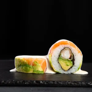 Acevichado Rainbow Roll