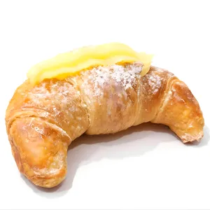 Medialuna rellena lemon pie