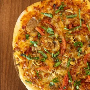 Pizza Refinada Mediana