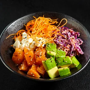 Poke Salmón