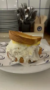Sandwich Cabra Caliente