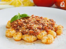 ñoquis con salsa pomodoro