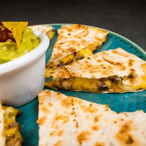 Quesadillas (sincronizadas) mixtas