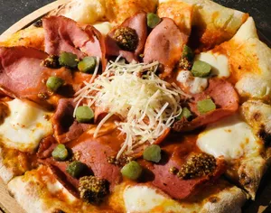Pizza di Pastrami