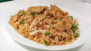 Arroz chaufa de pollo