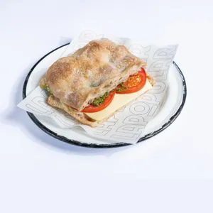 Ciabatta caprese