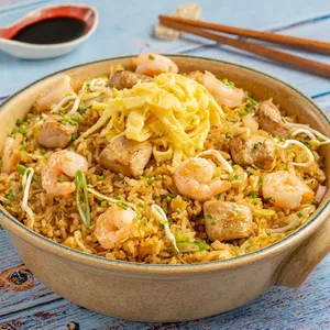 Arroz Camarón, Pollo