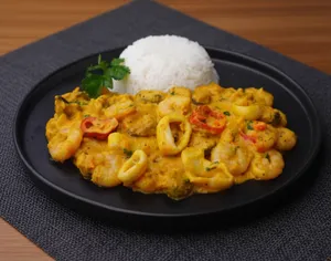 Picante De Mariscos(Combo)