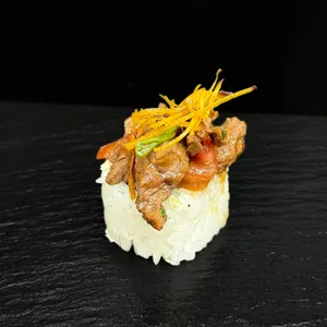 Lomo Saltado Roll