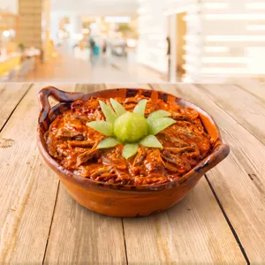 Tinga de Res o de Pollo (1 kg.)