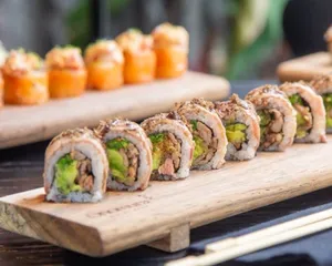 Rib Eye Trufa Maki (Rollo)