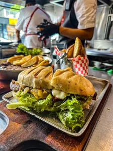 Sándwich de Churrasquinho