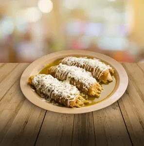 Enchiladas rellenas con pollo
