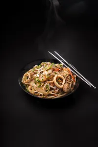 Japchae mariscos