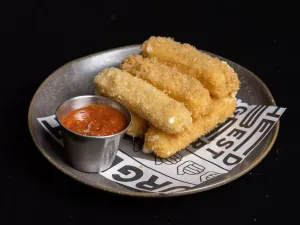 Mozzarella Crunchy Sticks