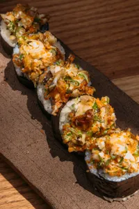 Rollo Chicharrón de Jaiba