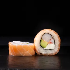 Ebi Cheese Roll