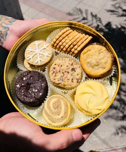 Lata de galletas navideñas
