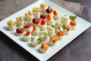 Surtidos de canapé doble molde 25un