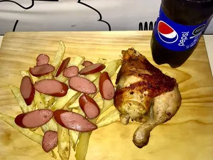 Combo Salchi Brasa