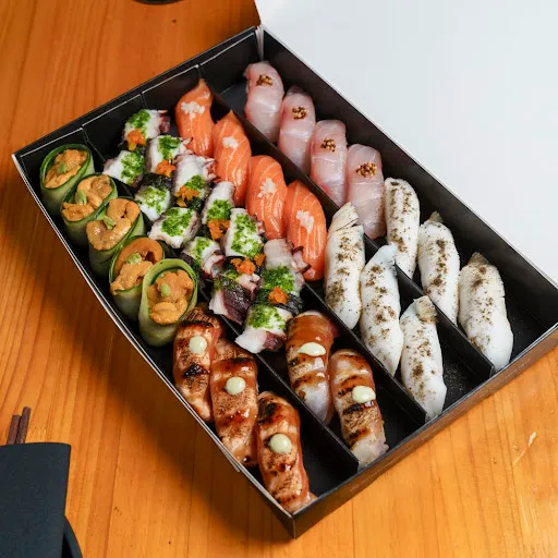 susHi_x出品　本体+100cm幅トレイ2個付属 Nigiri Omakase 30 Piezas - Do Sushi Artesanal - La Mar Manda