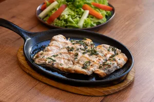 Corte de Pechuga de Pollo 300 grs.