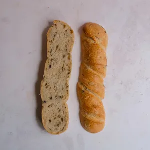 Torsade aux olives/ pan de aceitunas