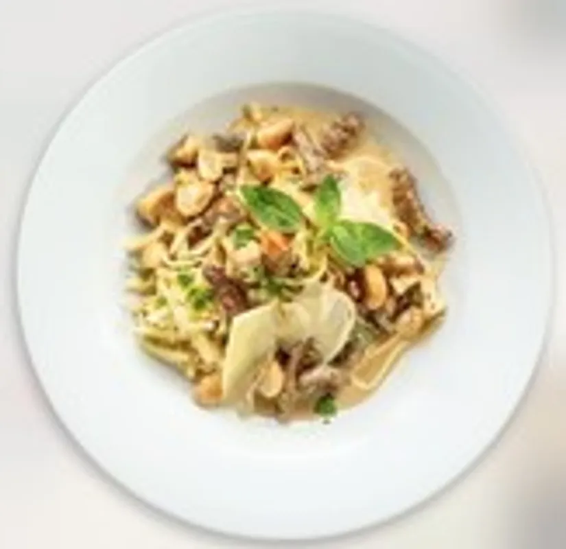 Linguini Filete Champiñon Linguini Filete Champiñon