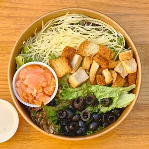 Ensalada Cesar Salmón Menú