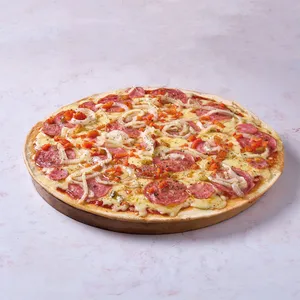 Pizza Grande De La Casa