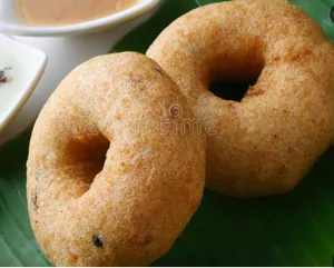 Plain Medu Vada con Sambar y Chutney (2 Vadas)