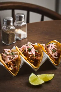 Tacos de Chicharrón Ahumado