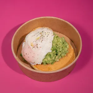 Huevo pochado y palta