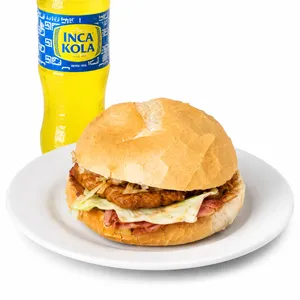 Combo 3 (1 hamburguesa + 2 quesos + 4 tocinos + 1 gaseosa + papas al hilo, cremas y ensaladas )