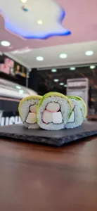 4. Kanikama, Queso, Envuelto en Palta