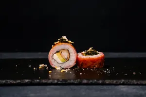 Kuchero Maguro Roll