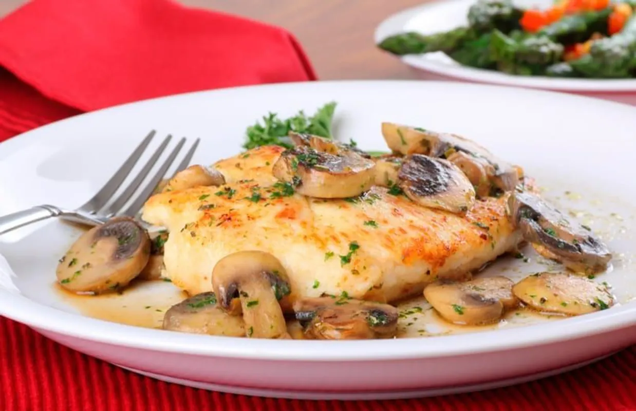 Pechuga de pollo con champiñones