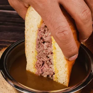 Medio French Dip Sandwich