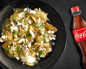 Chilaquiles + Coca Cola