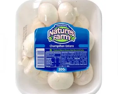 Champiñones blancos enteros bandeja 200 Gr