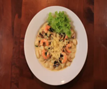 Ghocchi Mar y Tierra