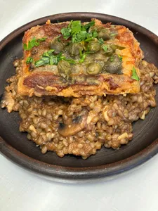 Risotto de Mote y Funghi con NO PESCADO en mantequilla de alcaparras