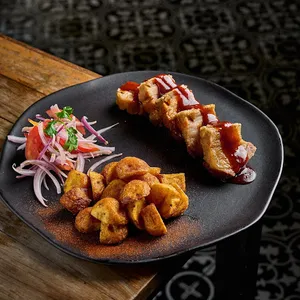 ENCOSTRADO DE CHICHARRON