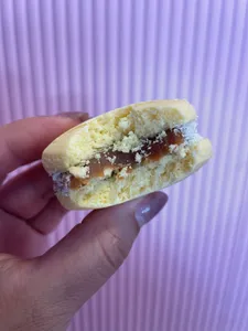 Alfajor Clásico con Dulce de Leche Argentino
