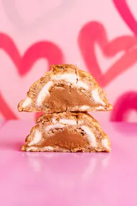 Crumbl Cookies Lotus