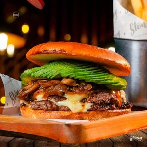 Burger Aguacate - D