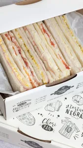 Media Docena Sandwich Miga jamón y queso