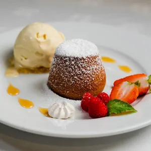 Volcán de Manjar con Helado